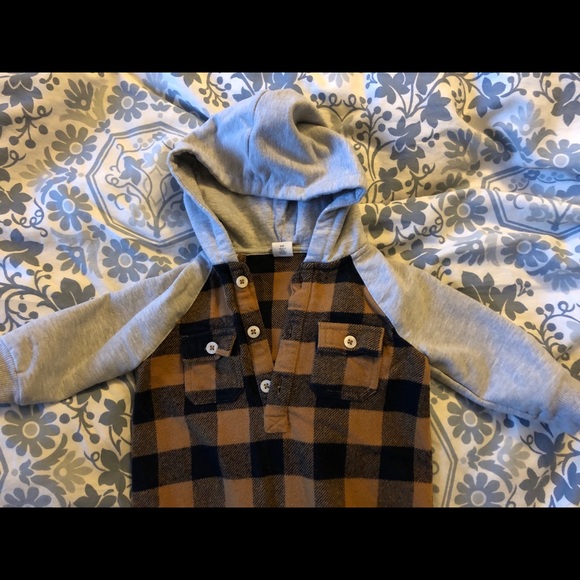 SOLD ON MERCARI Tucker and Tate plaid romper - Picture 2 of 3